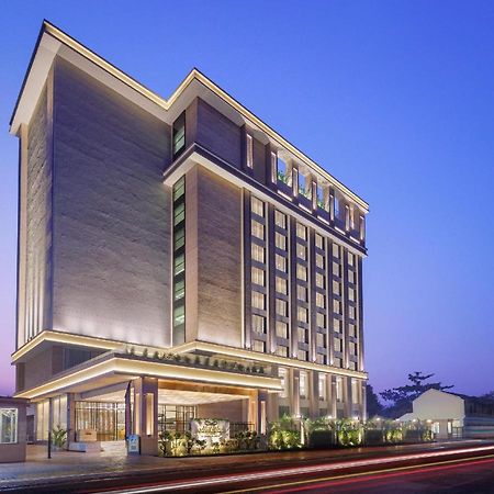 Bellevue Sarovar Premiere Džúnágadh Exteriér fotografie