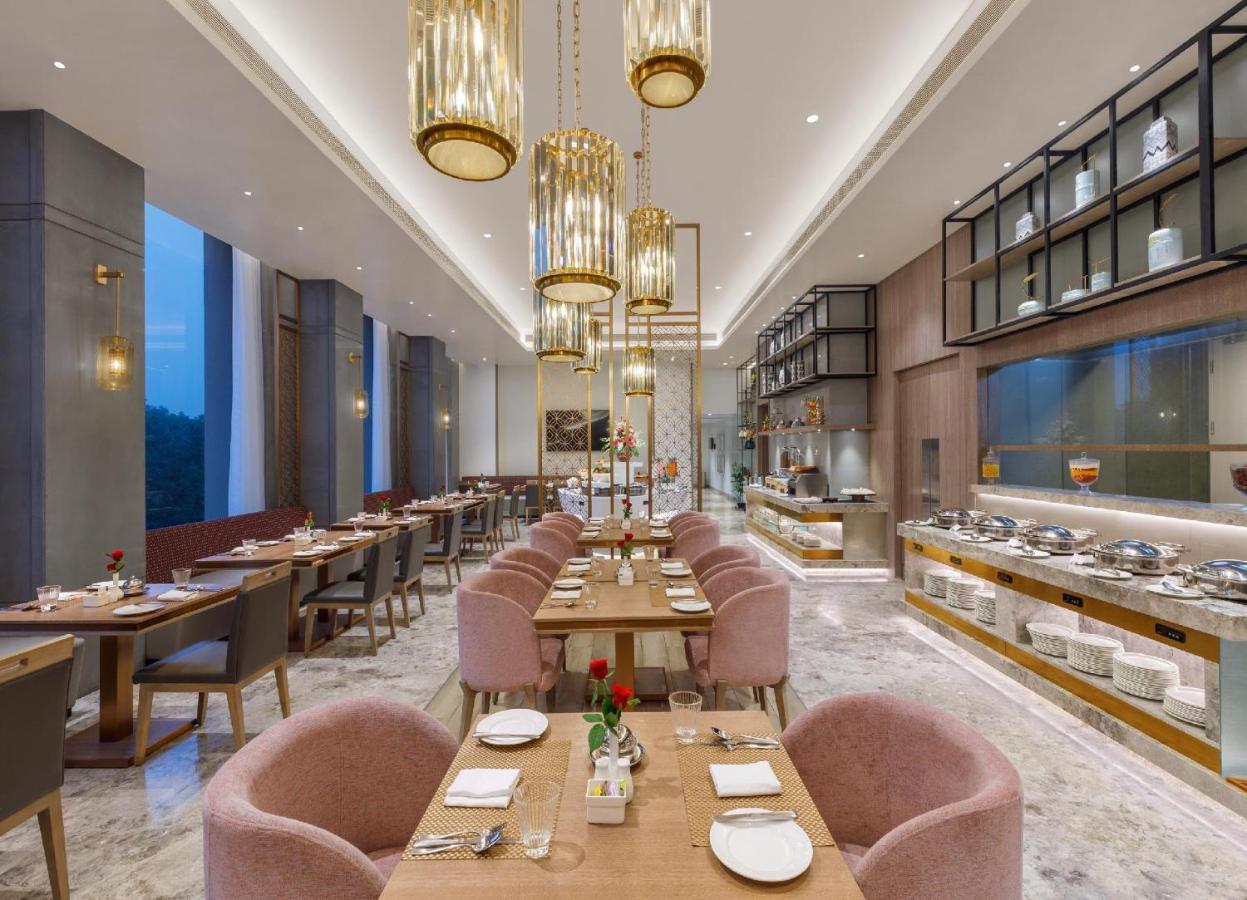 Bellevue Sarovar Premiere Džúnágadh Exteriér fotografie