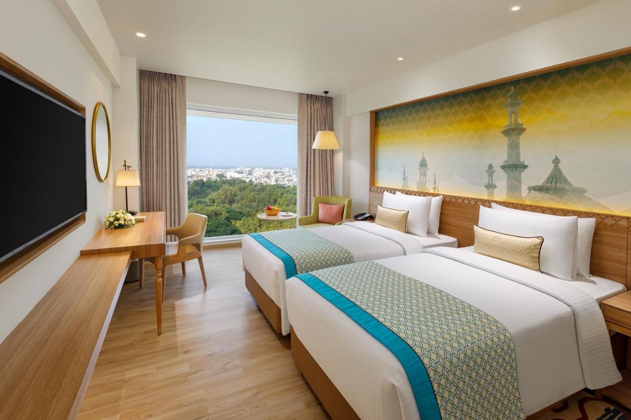 Bellevue Sarovar Premiere Džúnágadh Exteriér fotografie